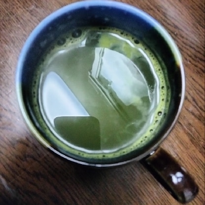 こちらも試しました。ヘルシー美味な♡青汁緑茶レシピ有難うございました。